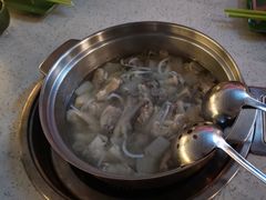 -润园四季椰子鸡火锅(海上世界店)