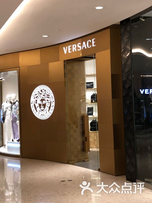 versace(國金中心商場店)圖片 - 第1張