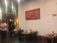 大堂-清真·老金烧烤·小龙虾(奥体中路店)