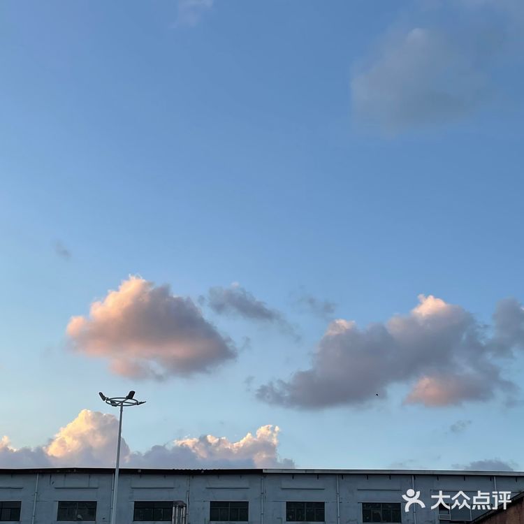 小众复古拍照地｜一个亿的复古仓