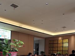 -梅利汴京烤鸭•开封豫菜地标店(东大街店)