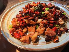 鲜椒辣子鸡-青年公社烤鸭(滨湖银泰店)