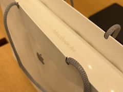 -Apple Store(Brisbane)