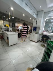 -镁连社·美联社