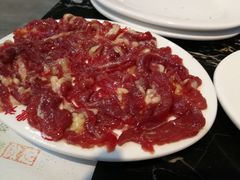 -一鼎牛鲜活牛肉城(晋江海峡国际食品城店)