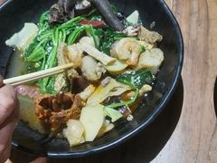 -万记麻辣烫国展总店