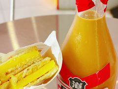 -港究茶·冠军丝袜奶茶(皇庭广场店)