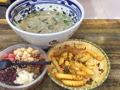-胡大怪手工酸辣粉(安亭店)