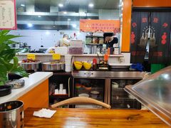 -哈尔滨小酒馆·鲜肉现穿自助烧烤(康新花园店)
