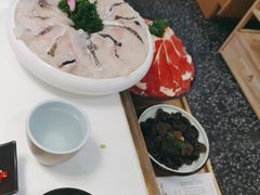 -洪氏嗨捞·猪肚鸡火锅(阳光天地店)
