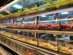 面包甜点陈列柜-鼎原力量东北吊炉烧烤(幸福街店)