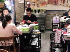 大堂-八合里牛肉火锅(新洲店)