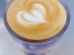 燕麦澳白-Manner Coffee(IFS一楼店)