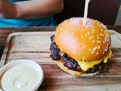 -Ribs & Burgers The Rocks