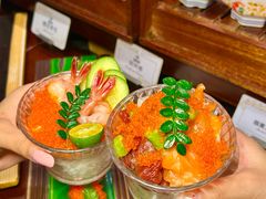 -雍容荟帝王蟹活龙虾展台自助(IFS黑金店)