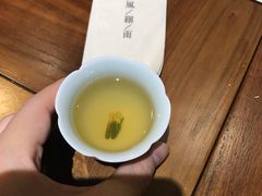 -荷风细雨·中国茶宴(碧云店)