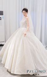 -派丽莫Pellimo原创设计婚纱品牌