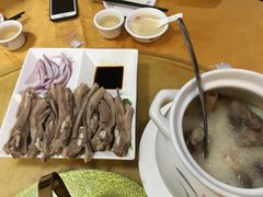 -百盛新疆特色餐厅