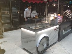 -朗丽兹自助餐厅