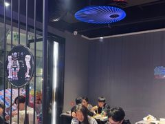 -老街烧烤大排档·地道湖北菜·龙虾馆(汉口火车站店)