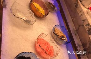 Unlimited Buffet with 100 Dishes