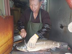 -梅记大块头爆鱼店(乍浦路店)