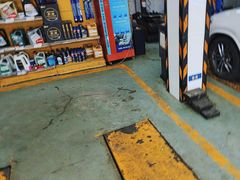 -车享家汽车养护中心(洪山路店)
