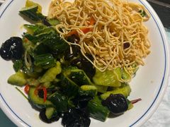 -鱼窝棚柴火铁锅炖(富山屯店)