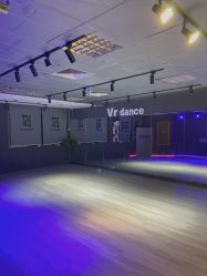 -Vr Dance舞蹈工作室