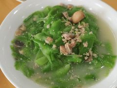 -鹏城人家海鲜酒家·23年老字号(较场尾店)