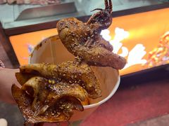 -三亚火车头万人海鲜广场