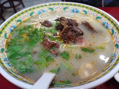 -金杨拉面王小吃面馆·牛三宝面·红烧牛肉粉