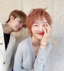 -简法造型·品牌形象店