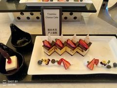 -东西风牛排馆周末烧烤自助(首都机场希尔顿店)