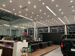 -天津波士信达奔驰4S店(卫津南路店)