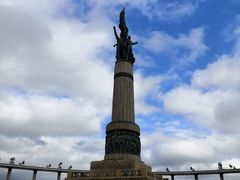 -人民防洪胜利纪念塔