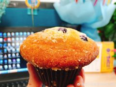 -瑞幸咖啡(南京绿地之窗店)