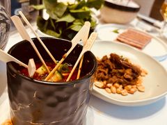 红鼎上上签-红鼎豆捞·非遗鲍皇汤火锅(宝丰路店)