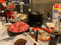 -鲜入围煮花胶鸡海鲜火锅