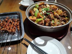 炕锅羊肉-青海名吃尕张娃非遗烤肉(海湖总店)
