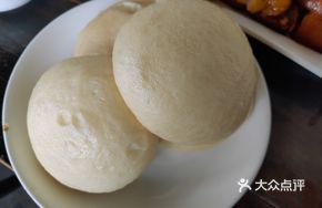 Pork and Rice Wine Steamed Bun