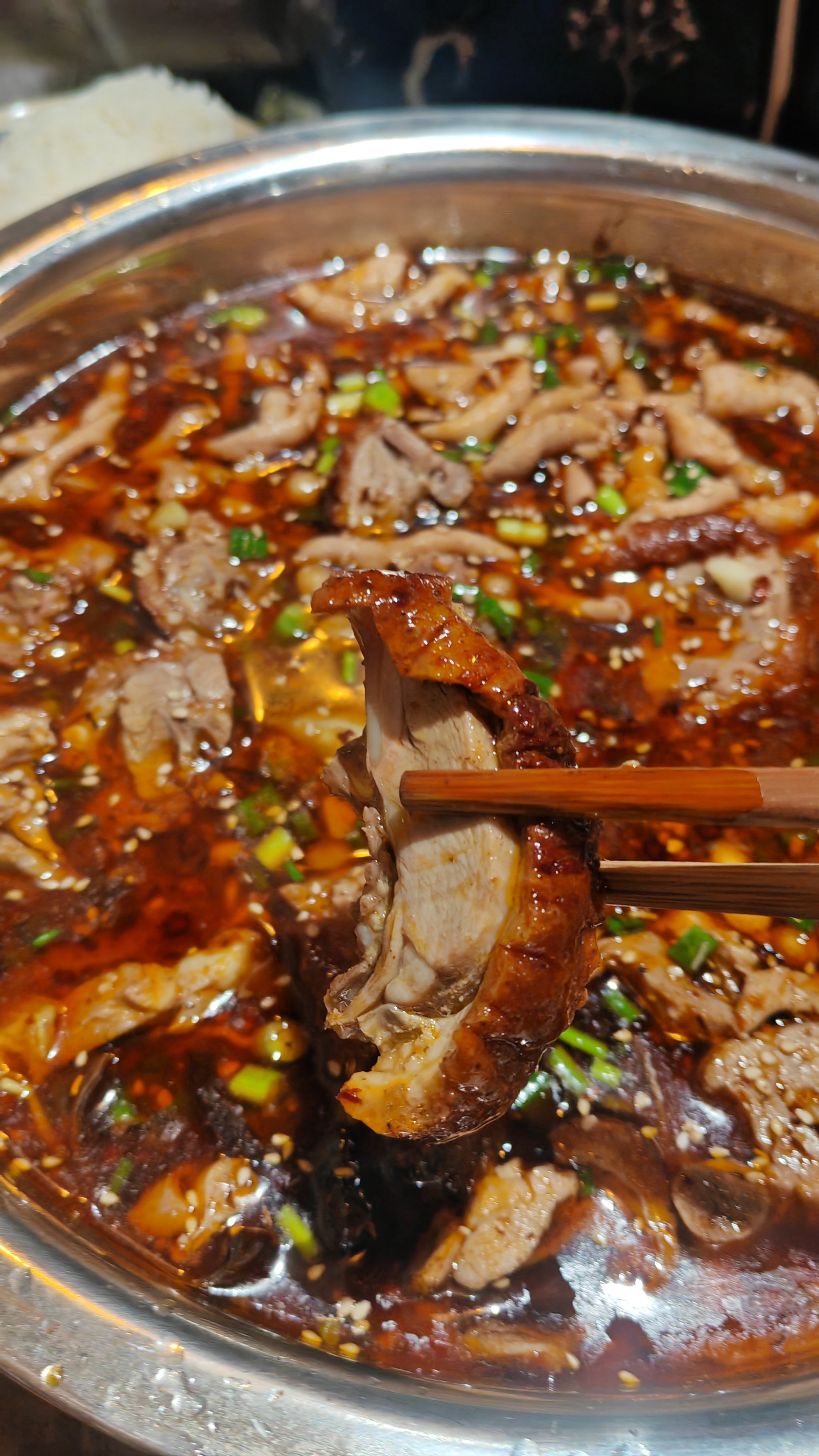 贵阳美食冒烤鸭（贵阳市区必去的五个景点）《贵阳好吃的烤鸭》