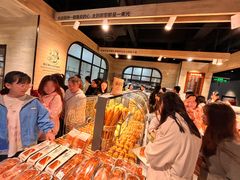 -胖东来生活广场(健康路店)