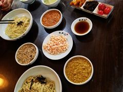 -裕兴记•蟹黄面馆(人民广场店)