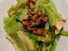 -凤阁楼果木烧鹅(鹤山陈山店)