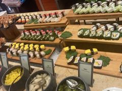 -大中华希尔顿酒店-念自助餐·嗨啤·小龙虾