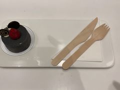 黑芝麻覆盆子蛋糕-PAUL LAFAYET 法式甜品(国金中心商场店)