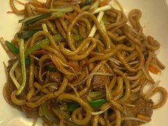 鸡扒炒乌冬-鸿运茶餐厅(皇岗店)