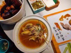 -荷塘秋月·本帮江浙菜(国权路店)