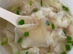-依云煎包店